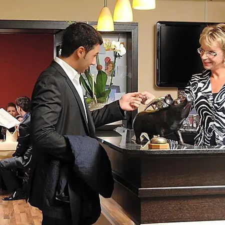 Hotel-restaurant Ammertmann 3* גרונאו